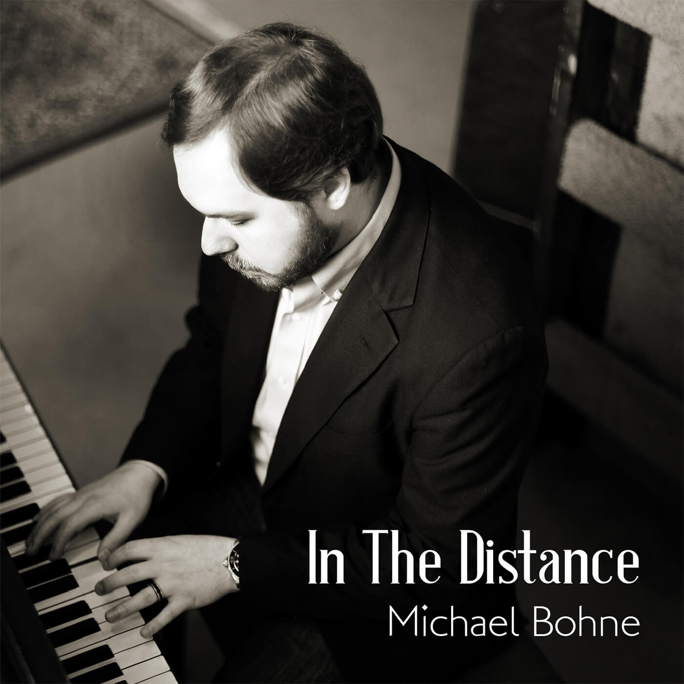 Engaging solo piano debut Michael Bohne